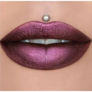 Jeffree Star Velour Liquid Matte Lipstick - No Tea No Shade
